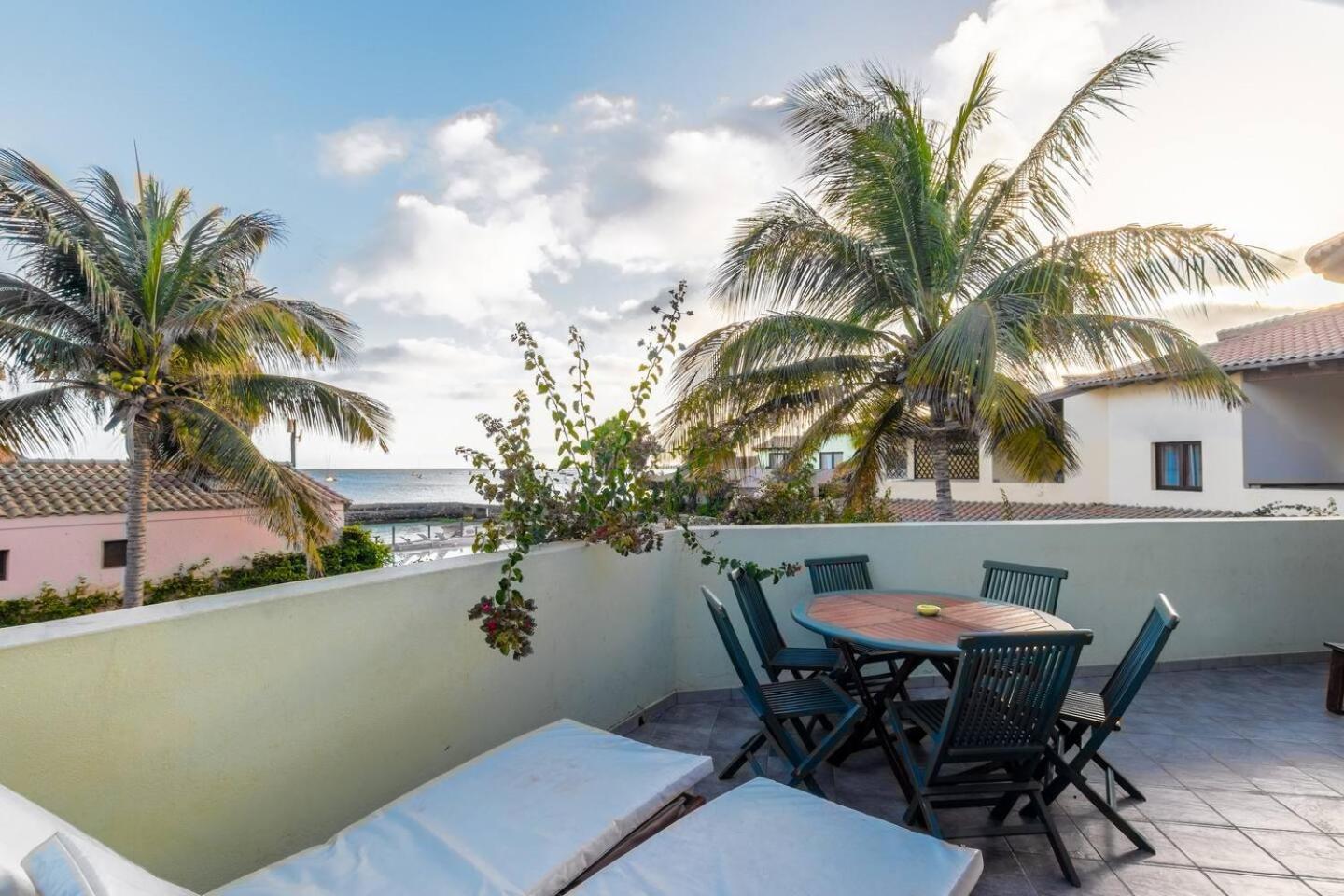 Porto Antigo 1 - Three Bedroom, Pool & Wifi サンタ・マリア エクステリア 写真