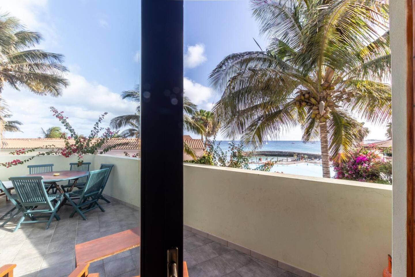 Porto Antigo 1 - Three Bedroom, Pool & Wifi サンタ・マリア エクステリア 写真
